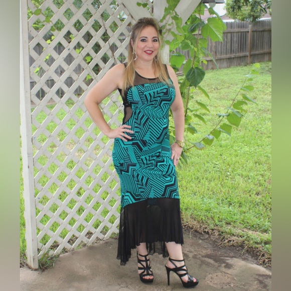 👑#19 & 20 Black & Emerald Long Dress/Small (CLEARANCE) - Picture 1 of 10